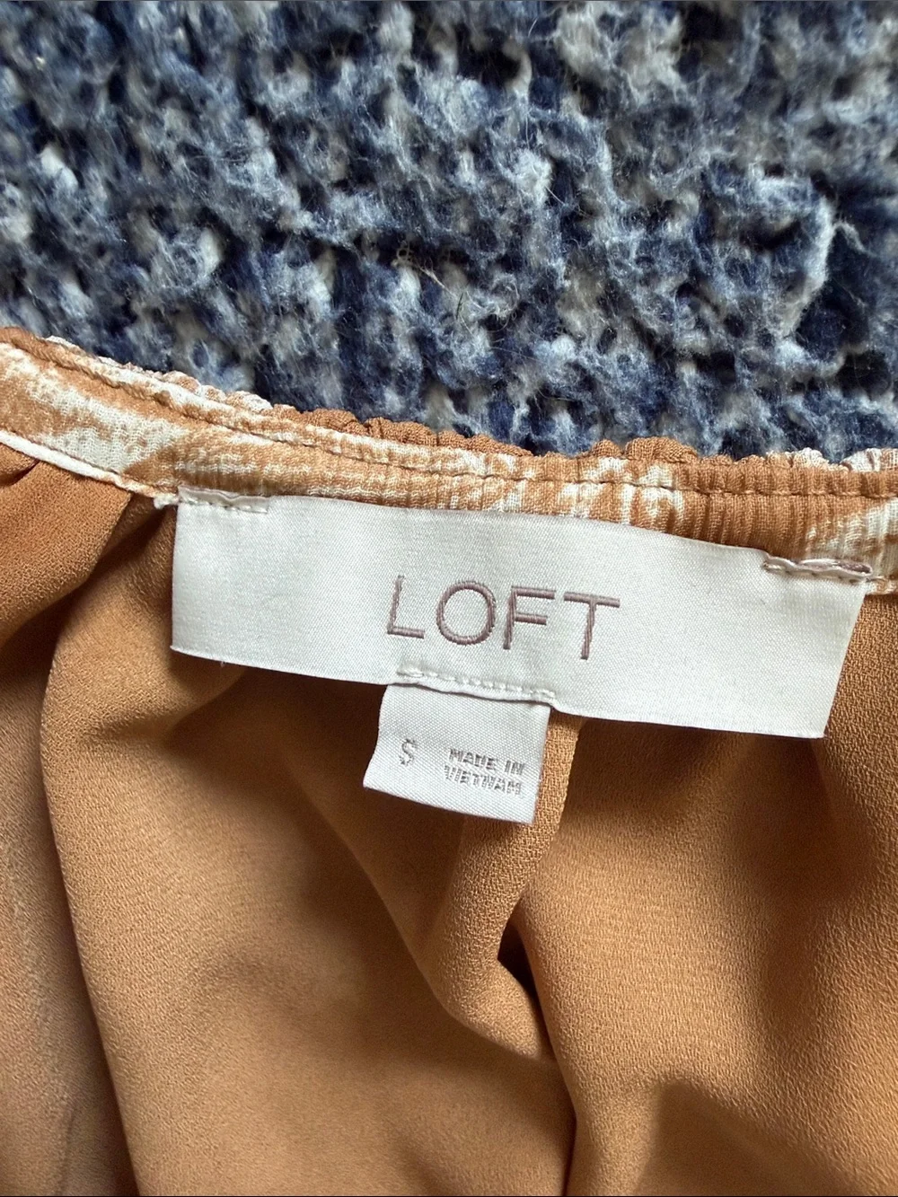 LOFT Camel Floral Puff-Sleeve Tie Hem Top